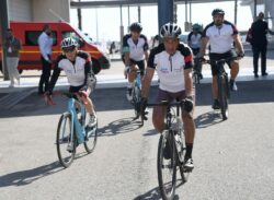 Arrivée des Maires à vélo pour l'ODP (Hérault) — Salon des Communes et des Intercommunalités organisé par AP Média